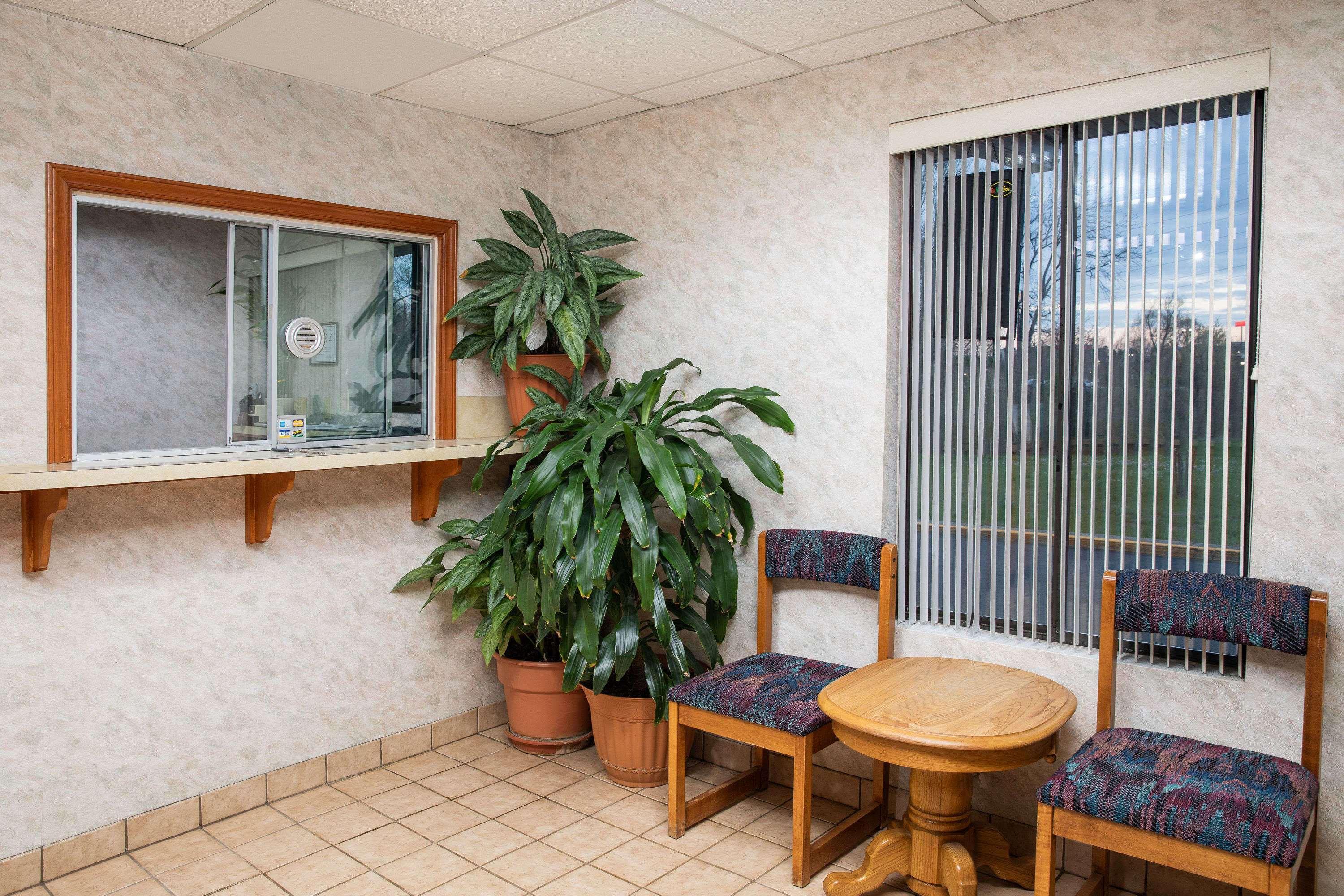 Motel Super 8 By Wyndham Burlington Nc Zewnętrze zdjęcie