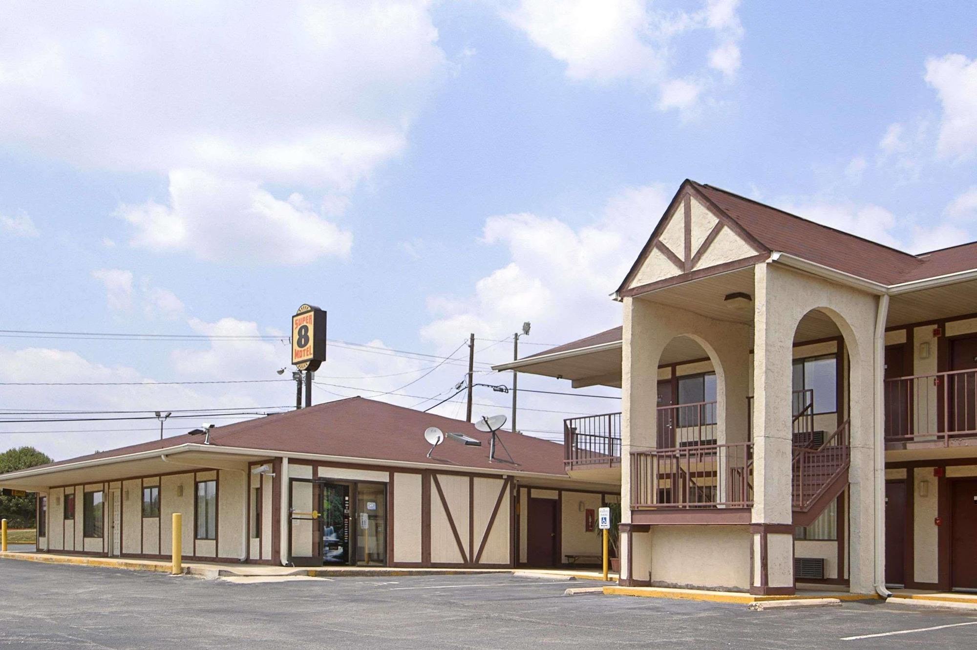 Motel Super 8 By Wyndham Burlington Nc Zewnętrze zdjęcie